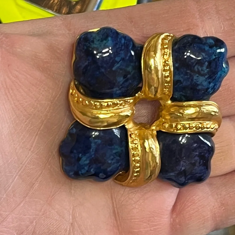 Gold Blue Enamel Brooch - Picture 4 of 6